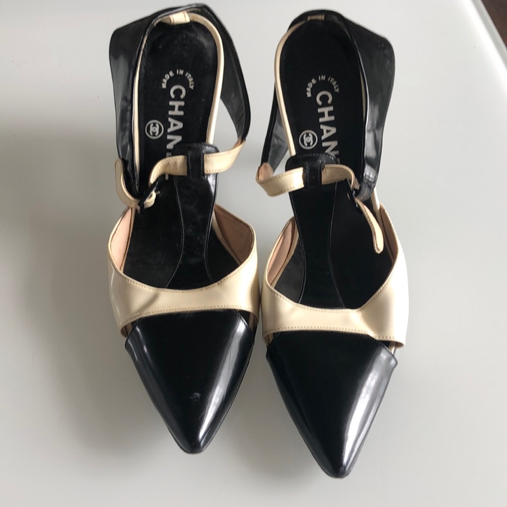 Sold Chanel heels size 37